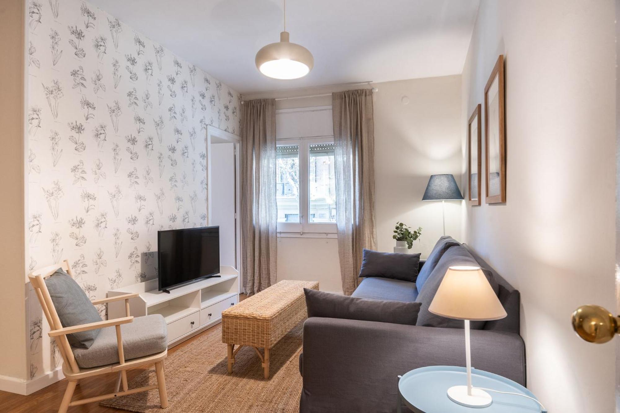 Apartament Comfortable 3 Bed Next To The Sagrada Familia *